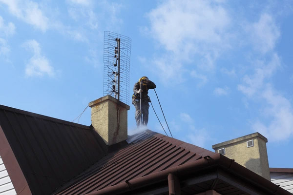 Rénovation de toit en ardoises à Chateaulin